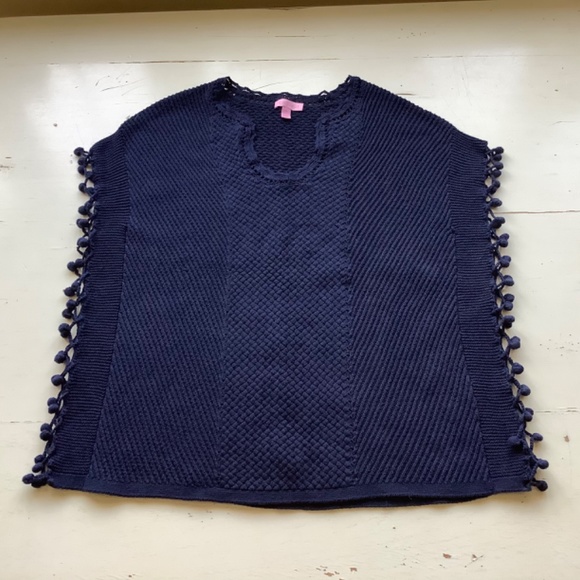 LILLY Pulitzer Keating navy blue pom Pom sweater caftan poncho XS - Picture 2 of 9